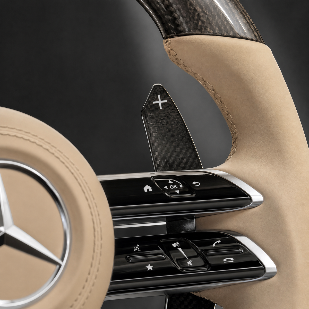 Volant Carbone Custom – Mercedes-AMG Cuir Beige Nappa | Étoile Chromée