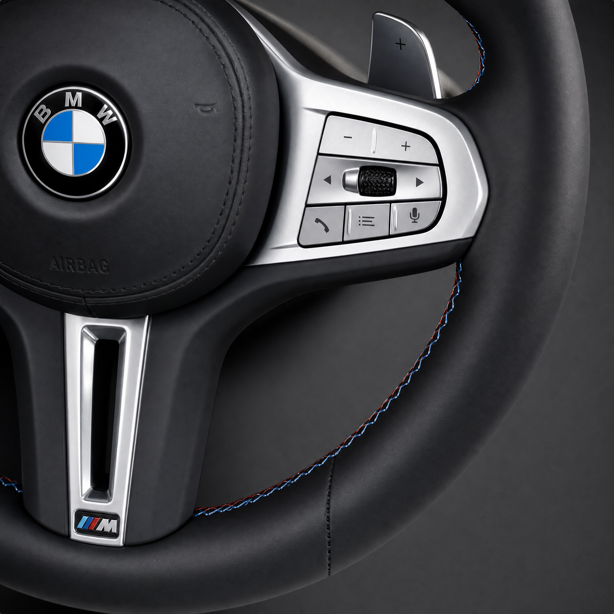 Volant BMW M Sport G-Series – Cuir Noir | Surpiqûres Tricolores