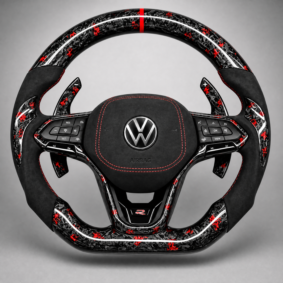 Volant VW Golf R Custom – Carbone Forgé Rouge | Alcantara & Badge R